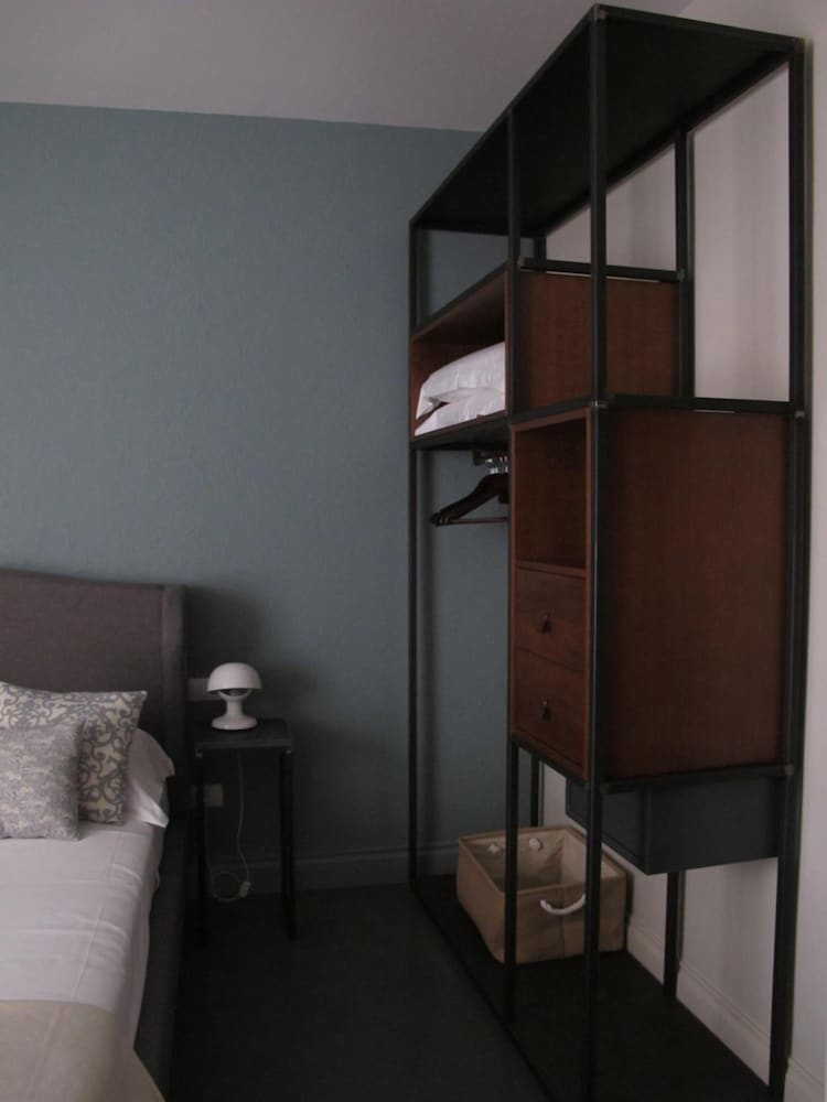 Avolio Tailored Rooms photo 2