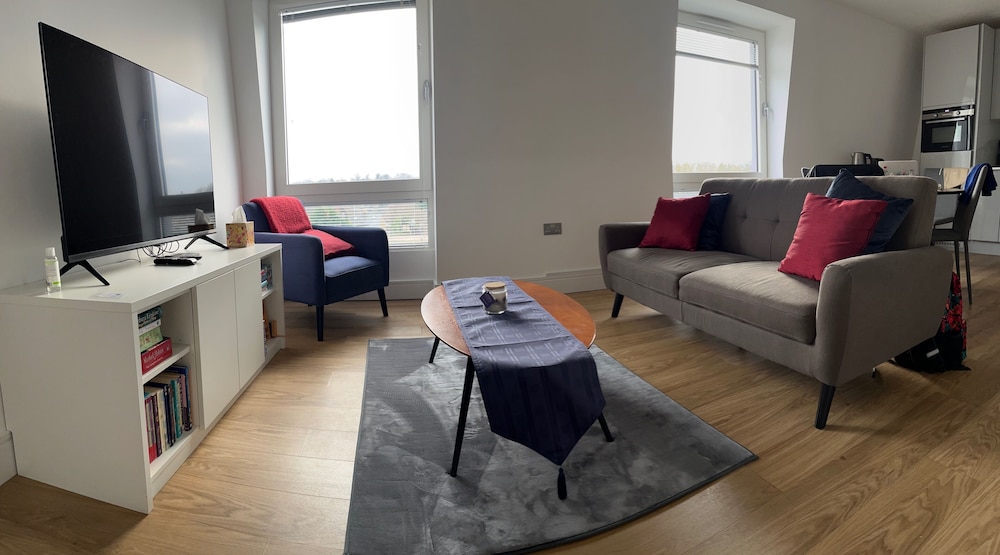 2br-modern-fullkitchen-25mincentrallondon-parking