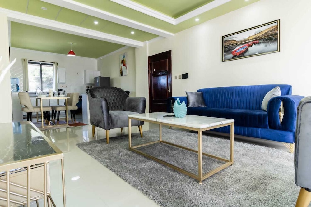 Luxurious Nairobi Apartment With Shared Pool and City Views