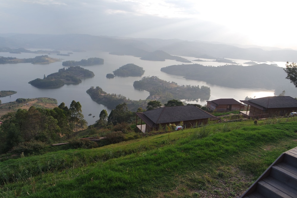 Arcadia Lodges Lake Bunyonyi