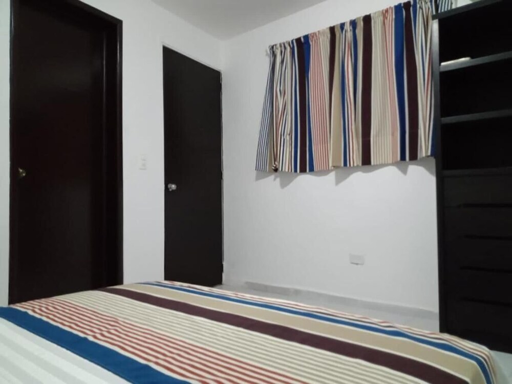 Las Palmas Hostal - Hostel