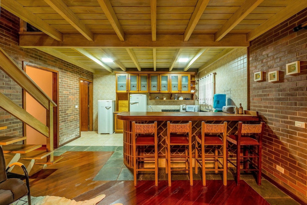 Beautiful Chalet-style House in Canela Rcf160