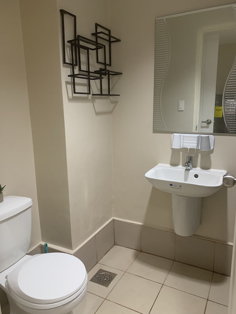 Cebu Vacations - Cebu Rooms- Sunvida Tower - Property Image 10