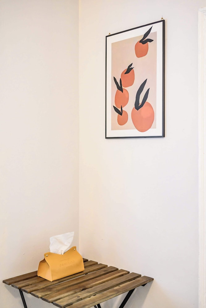 Cozy Home Near LA With Full Kitchen Laundry
