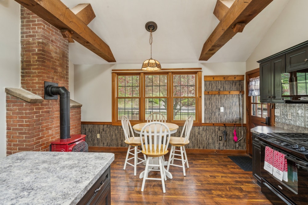 Coastal Comfort With Stunning Harbor Views 3 Bedroom Home