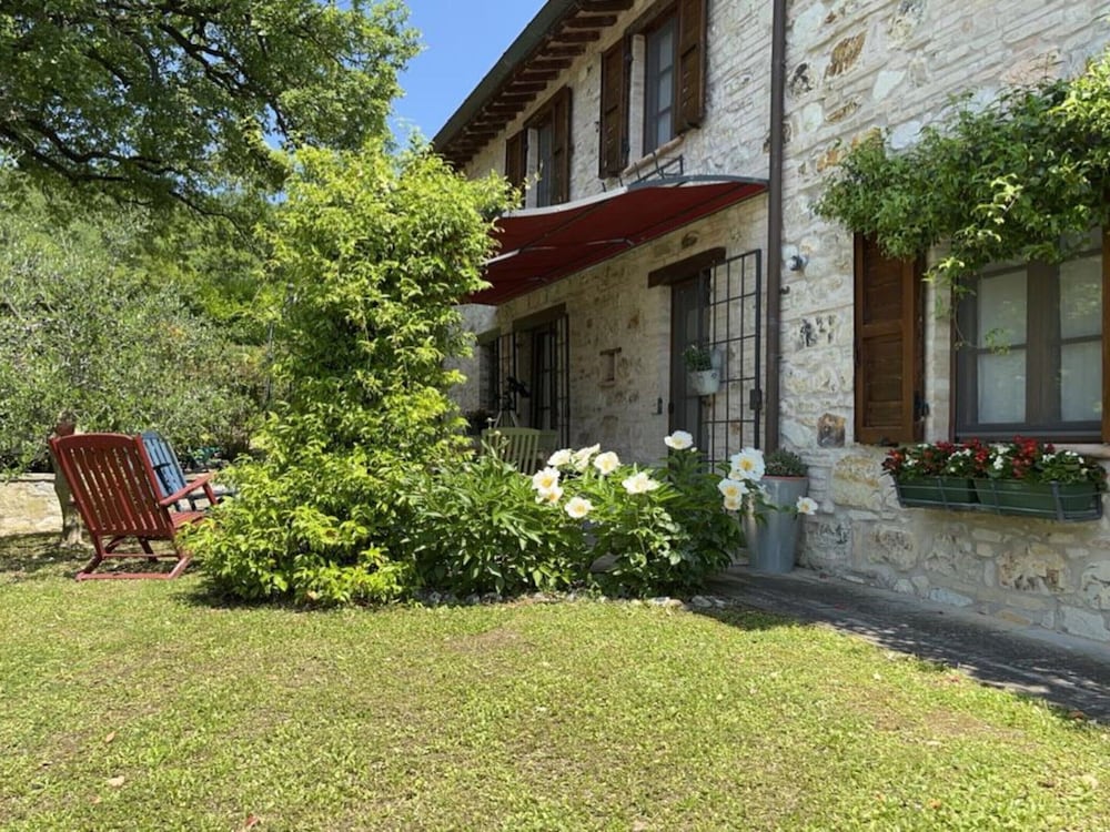 Photo 25
