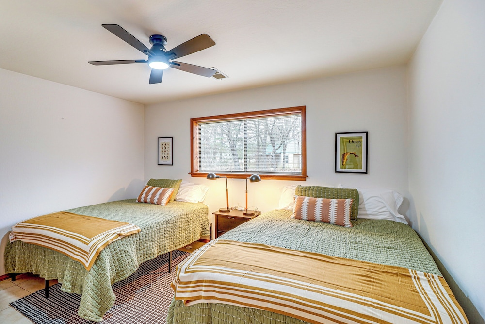 Premier Trout Fishing: Scenic White River Cabin