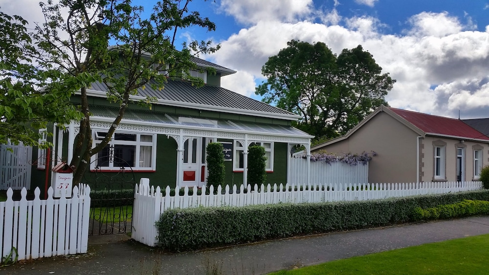 Hotel Designer Cottage B&B - Image 1