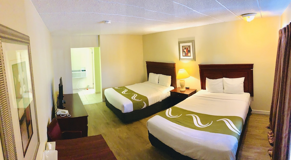 Niagara's Best Inn - Image 3