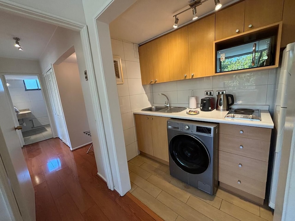 Orly Suites ll