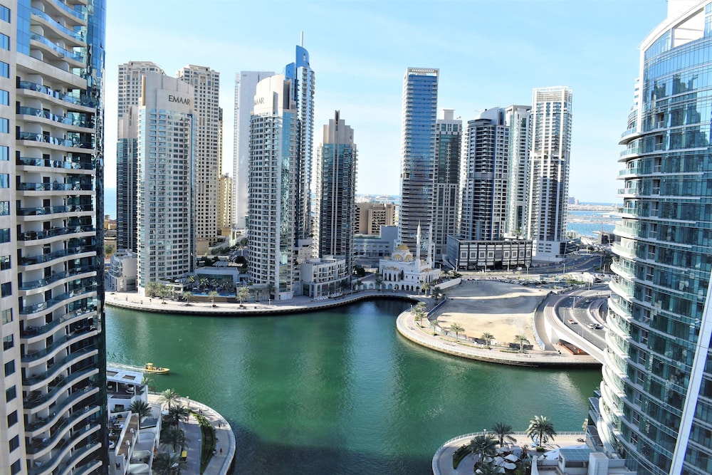2 Bedrooms Apartment in Marina Diamond 4