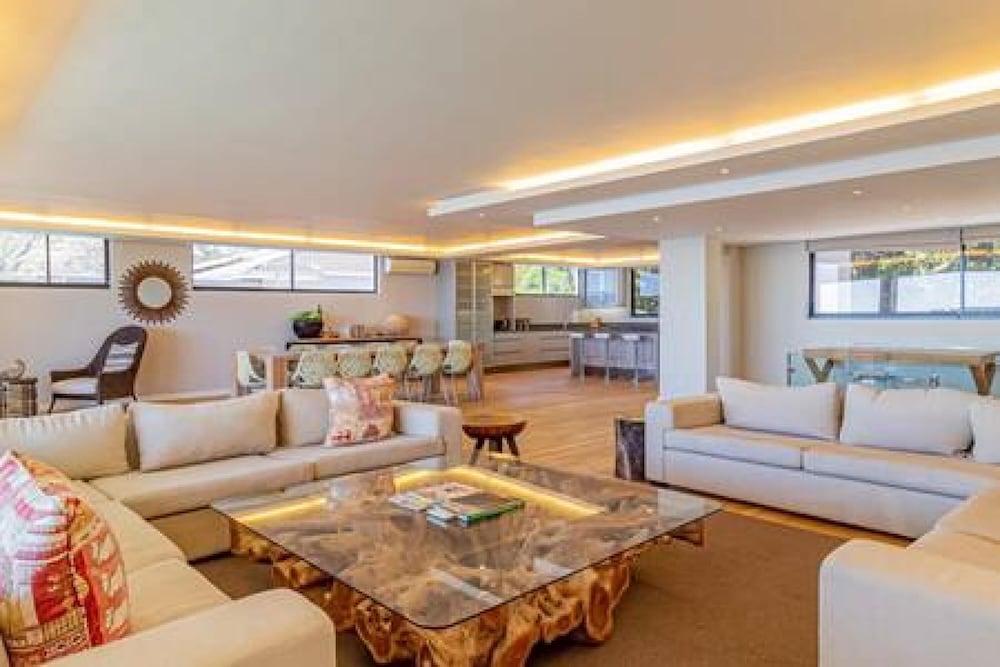 Large 3 Bedroom Apartment w Private Pool Casablanca