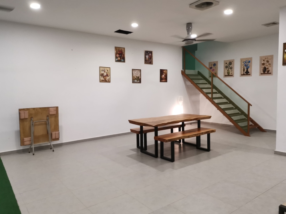 meeting & event spaces