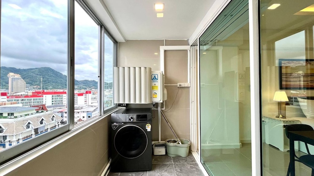 Heritage - Modern Studio Shared Pool, City Centre
