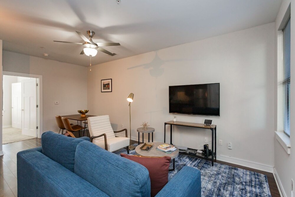 Cozysuites Musicrow Classy 1BR w Free Parking 09, Foto 27