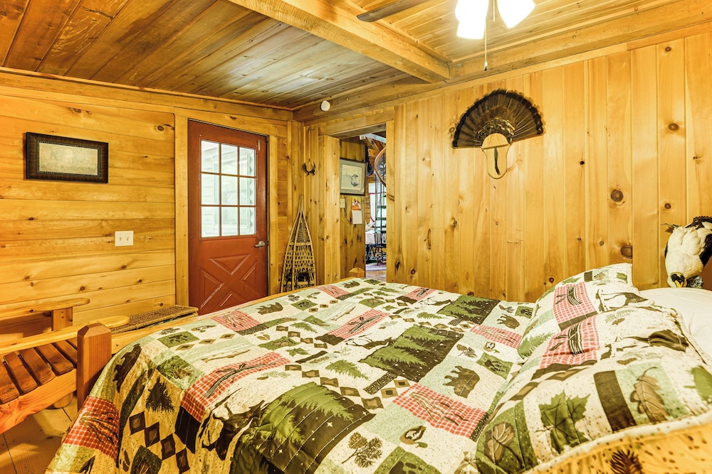 35 Mi to Acadia: Rustic Retreat in Orland!