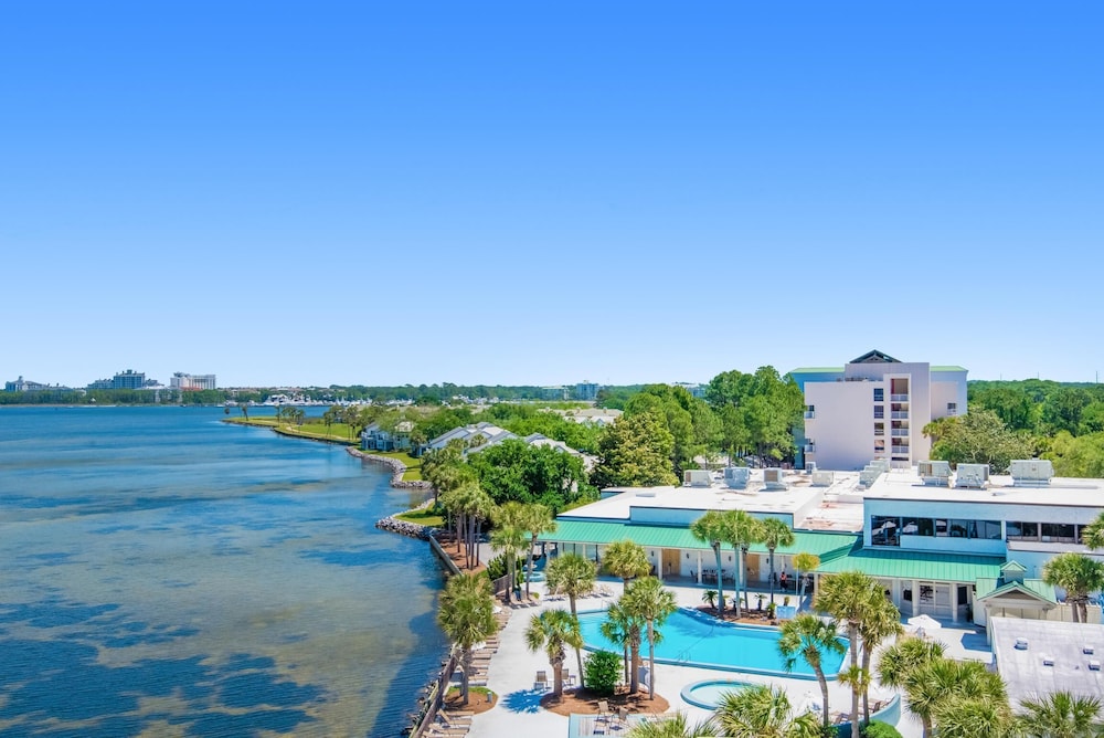 Bayside Inn 6770