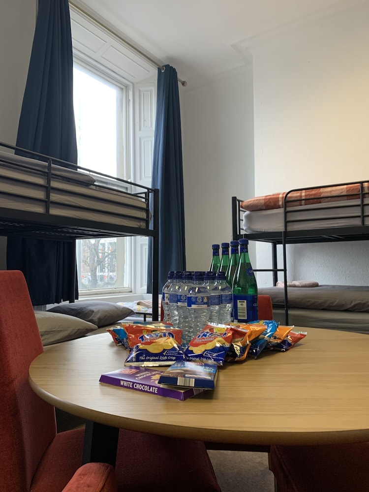 Eden Quay Guesthouse Private Rooms
