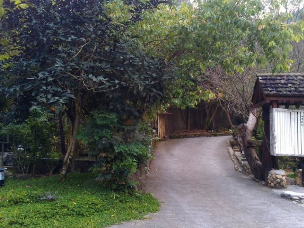 Jia Yuan Resort
