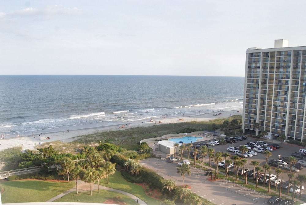 NORTH HAMPTON 1105 3 BEDROOM 3 BATH OCEAN VIEW Condo by RedAwning