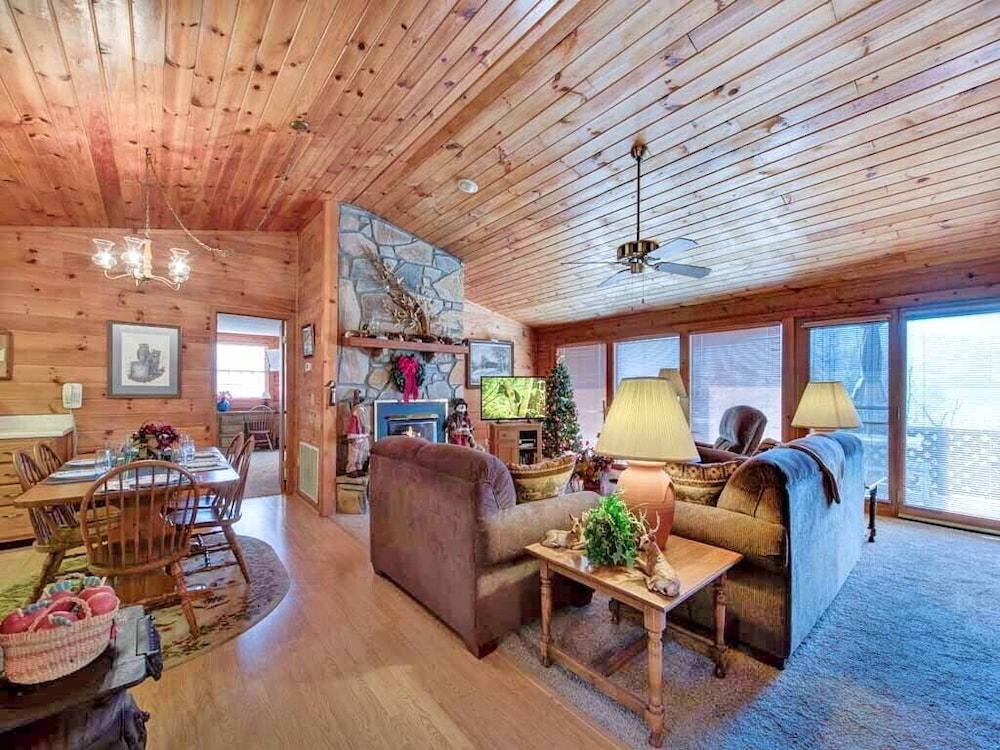 Alpine Windsong by Jackson Mountain Rentals view 4