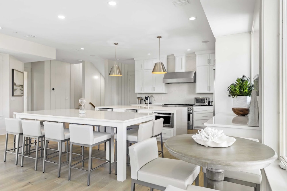 All Decked Out Seagrove by Avantstay Priv Pool+hot Tub, Ocean Views!