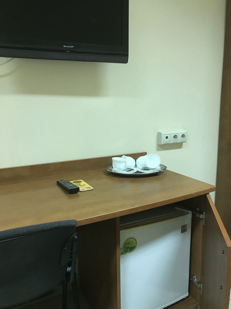 Good Cat - Hostel