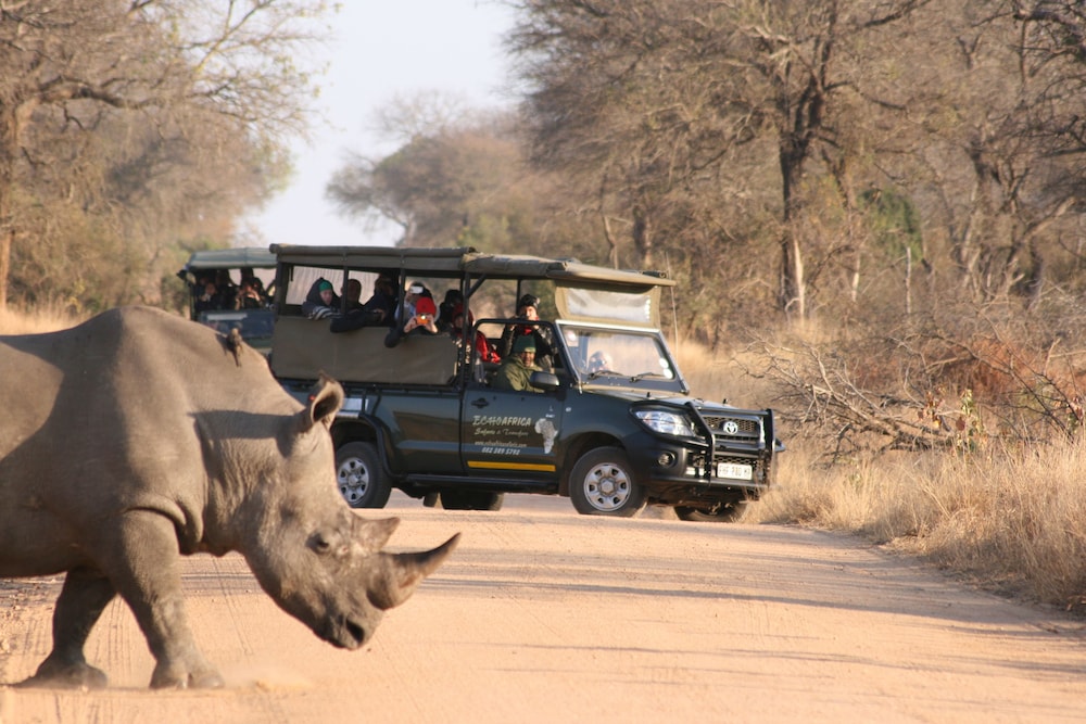 Boulders Safari Lodge