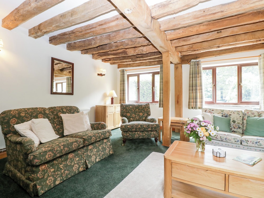 Redstart Cottage