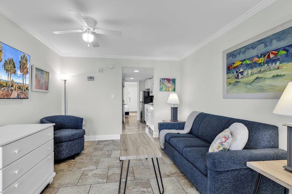 Bluewater Resort 1208
