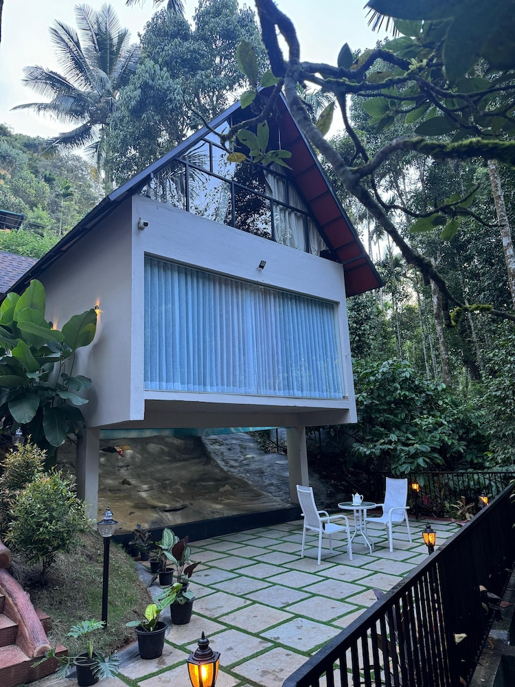 Hunters Hideout Resort