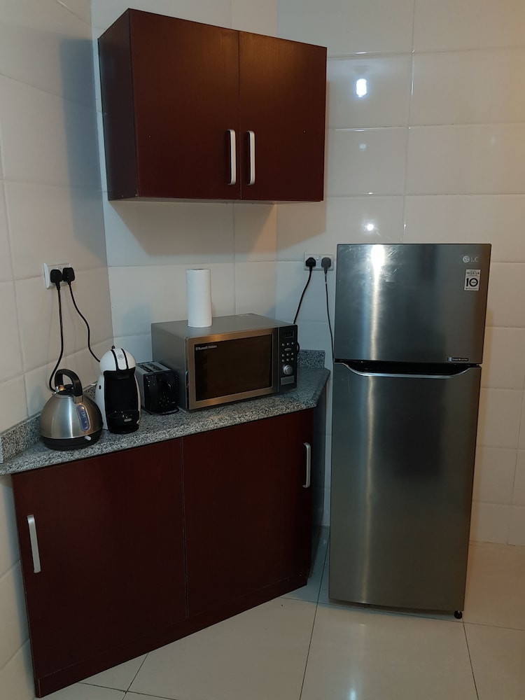 Cadogan Place Estate Apartment