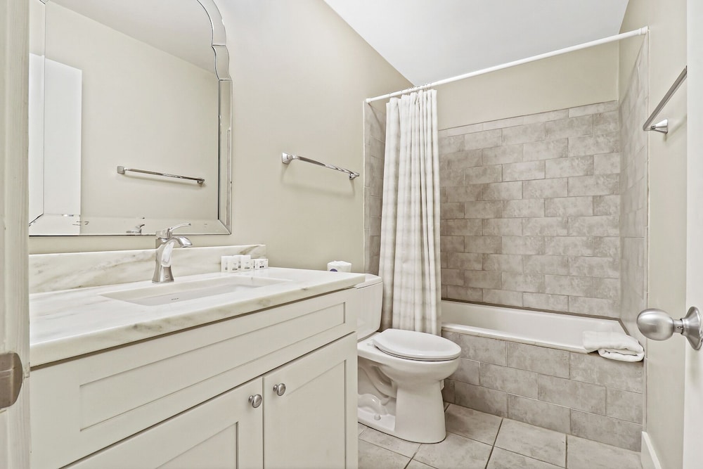965 Cutter Court at The Sea Pines Resort