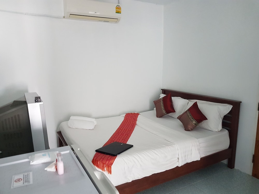 Chaam Guesthouse