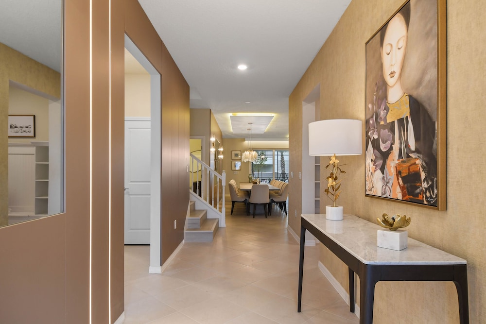 Ultimate Family Fun Retreat 10-bedroom Luxury Home