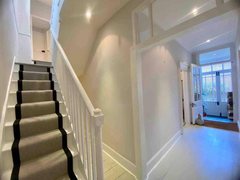 17th Century Coach House - Pet & Family Friendly