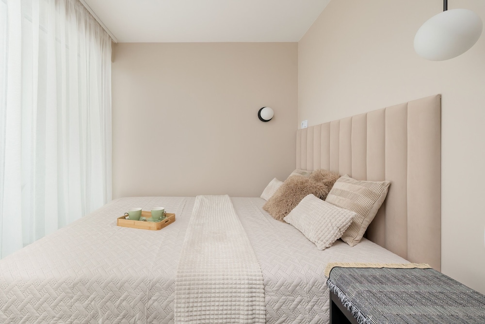 Porta Mare by Renters Prestige