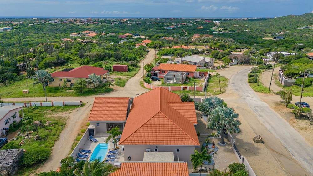 Central 4br3ba Villa w Ocean Views Private Pool