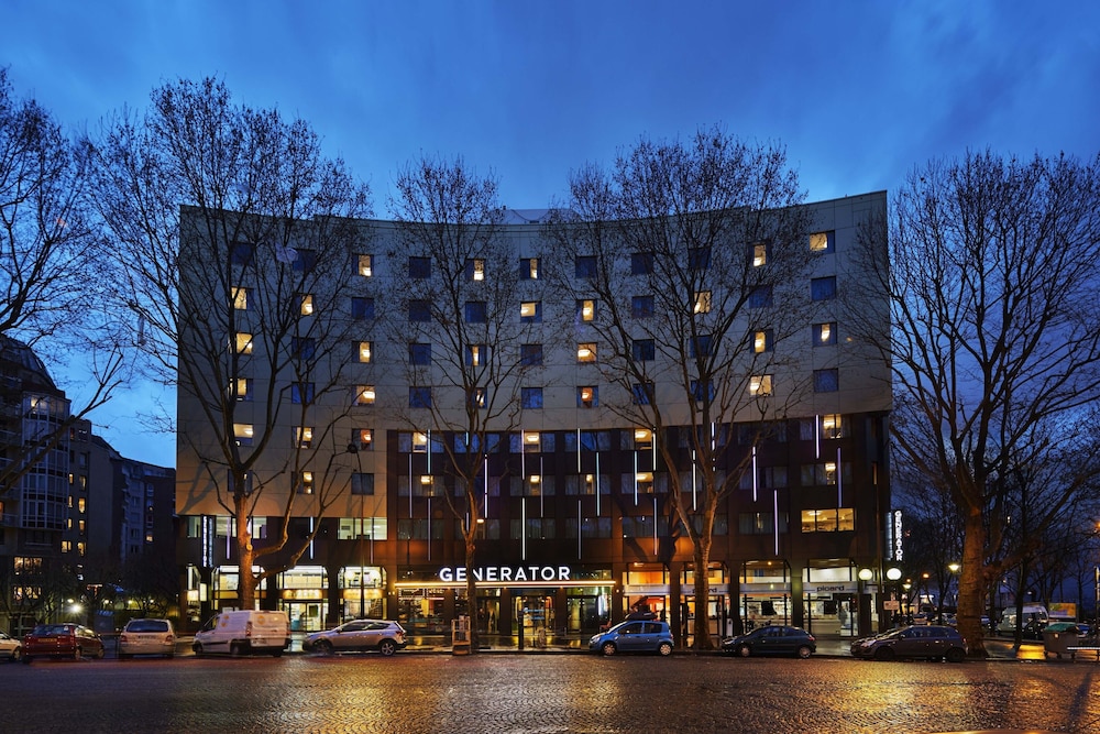 Generator Paris