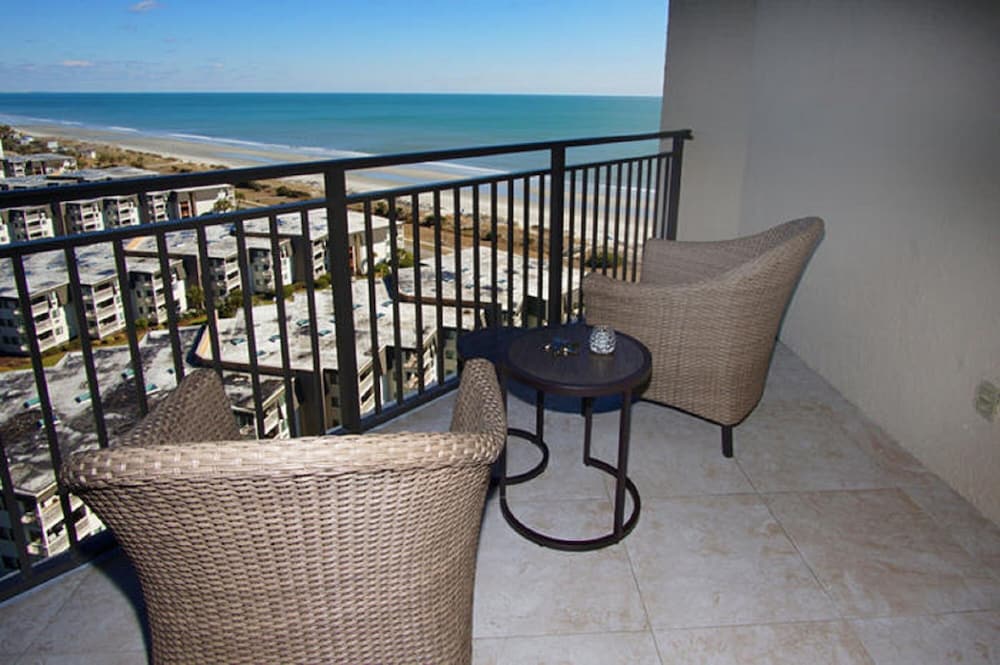 Units at Ocean Forest Plaza by Elliott Beach Rentals