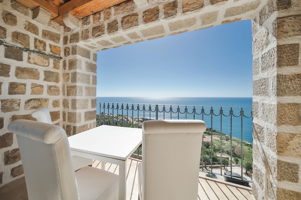 Olive Resort
