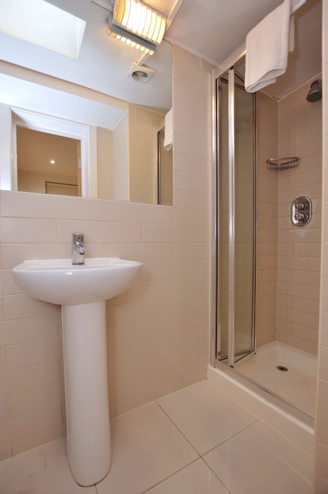Princes Square Serviced Apartments by Concept Apartments