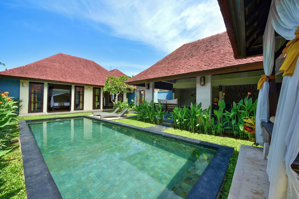 The Khayangan Dreams Villa Umalas - Image 5