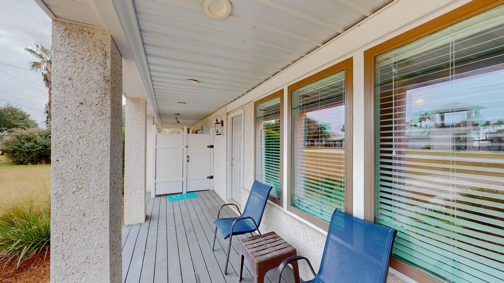 Clubhouse Cottage 5 Bedroom Home