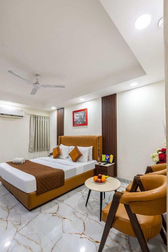 Hotel Palazzo Inn Mansarovar Garden