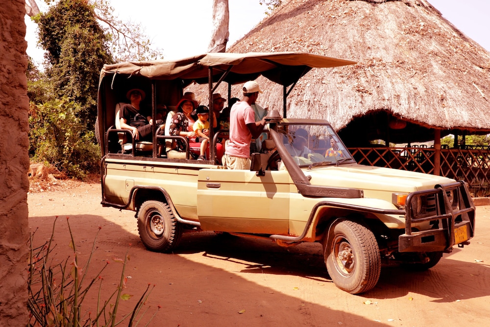 Selous Butembo Tented Lodge Lotus