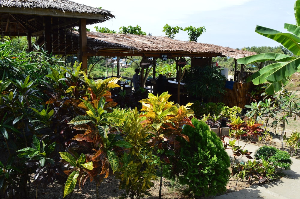Hill Top Resort