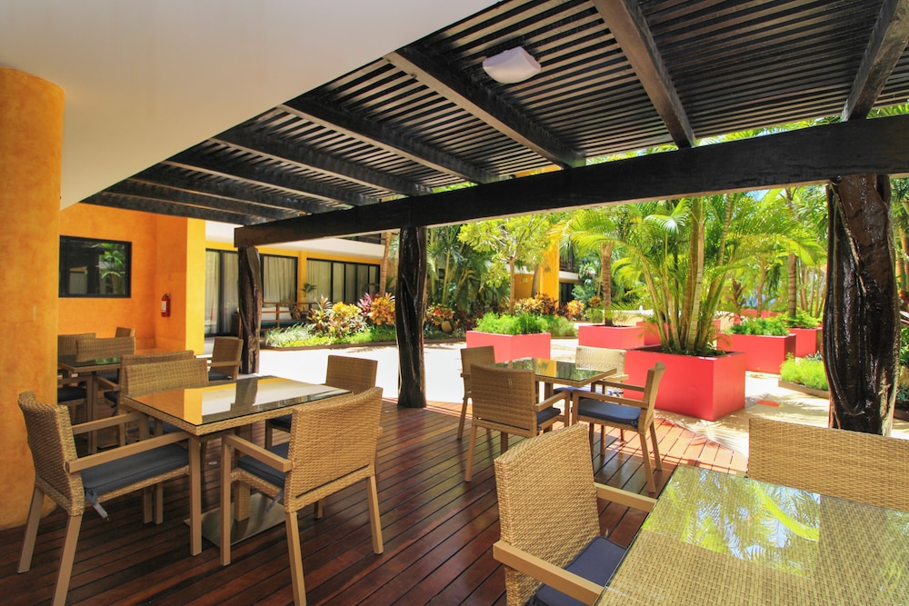 Lunada Bright Stay with Rooftop