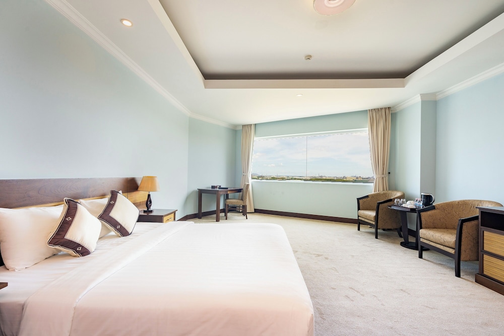 Phu My Harbour Hotel