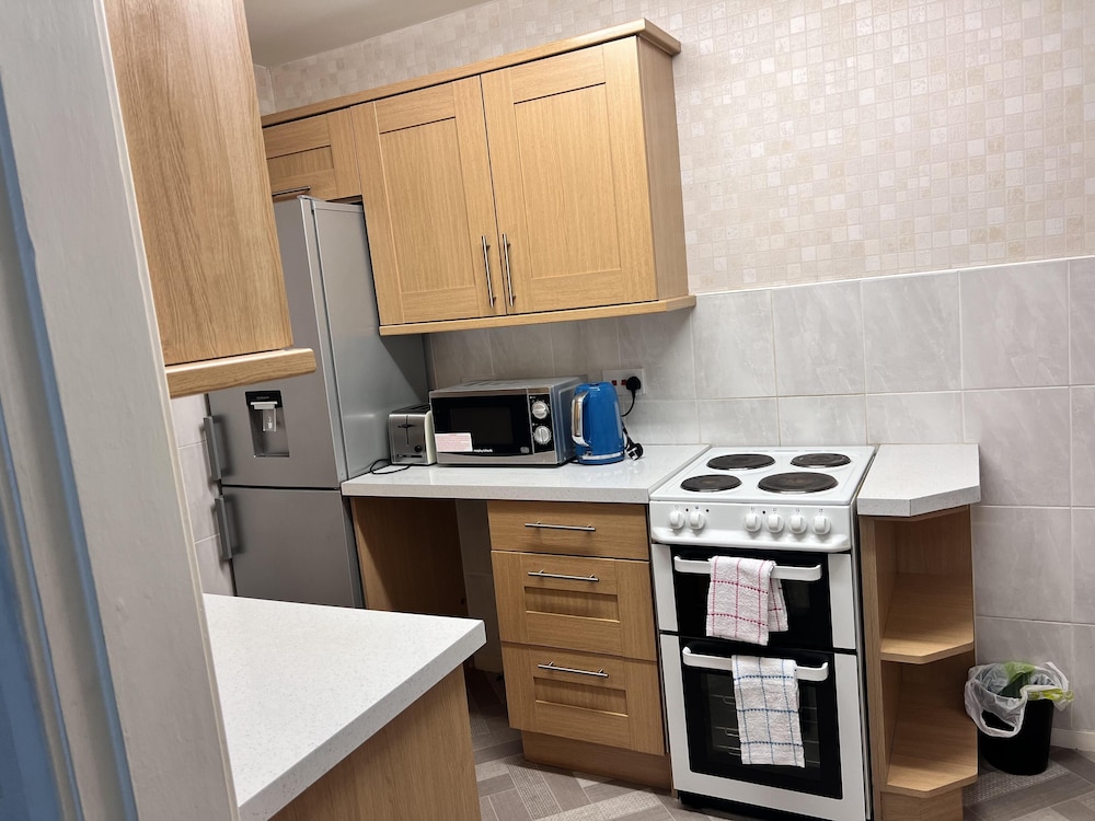 Kingbeds/liverpoolcity/freep/wm/fastwifi